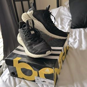 Adidas X Parley Alphaboost